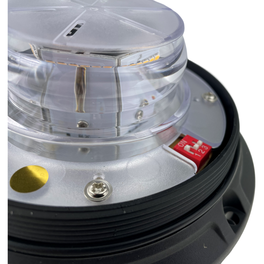 LED Beacon Amber Colour Plug In Connected Magnetic 3 Bolt 12/24v